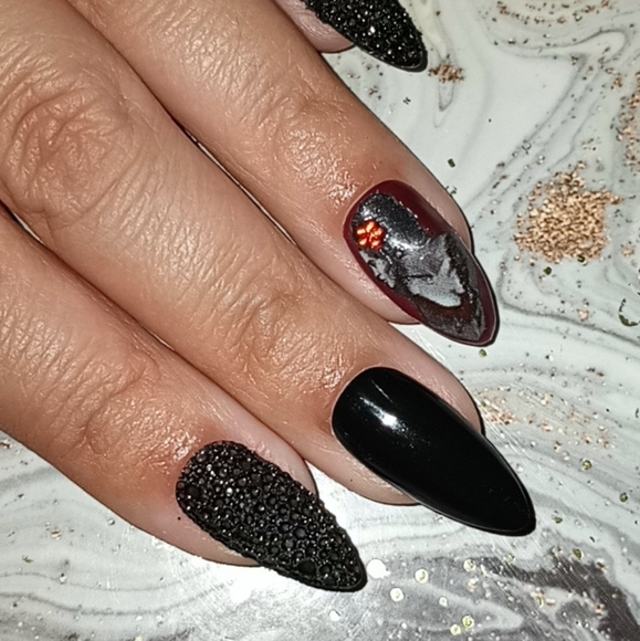 Sweeney Todd black bubble effect pierced press on nails pPN15 - Picture 6 of 6